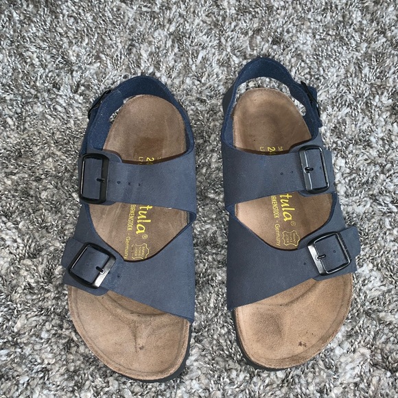 betula flip flops size 5